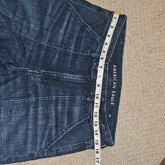 American Eagle Outfitters Relaxed Dark Blue Jeans (0048) - Picture 11 of 11